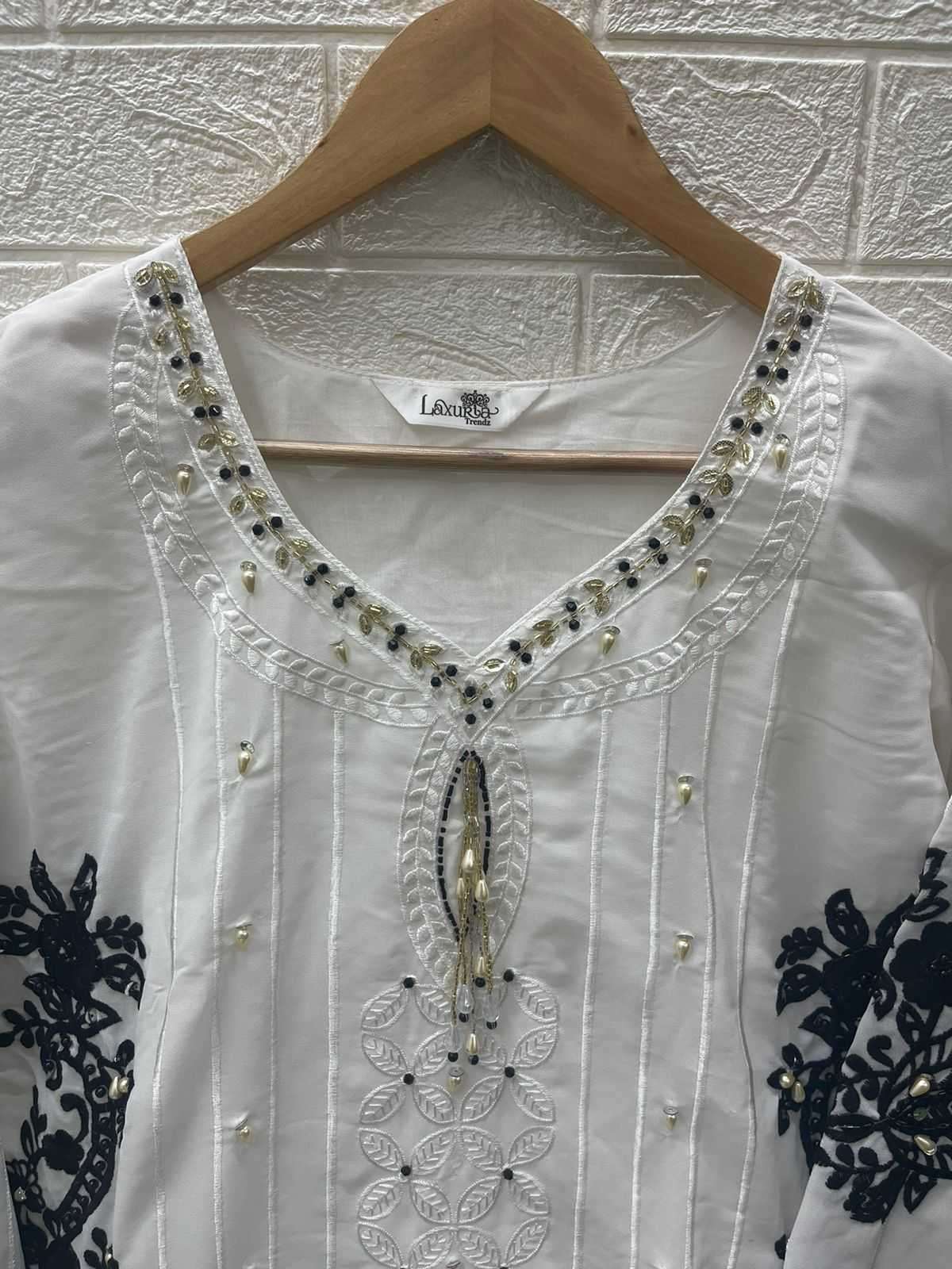 laxuria-trendz-1407-new-launch-georgette-modern-pakistani-full-stitch-salwar-kameez-1-2024-06-11_15_39_02